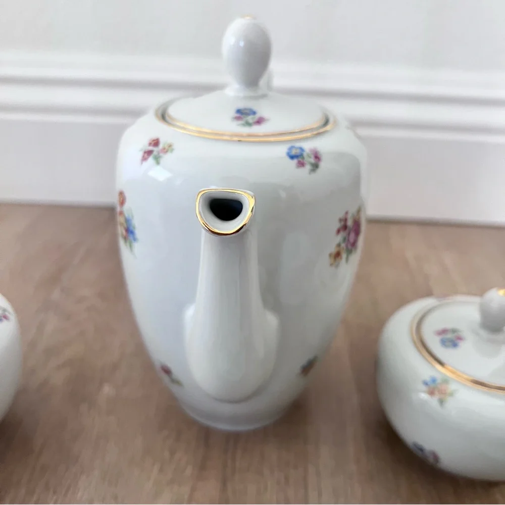 13 PCs Johann Haviland Bavaria Tea set Teapot Creamer Sugar Bowl Teacups Saucers